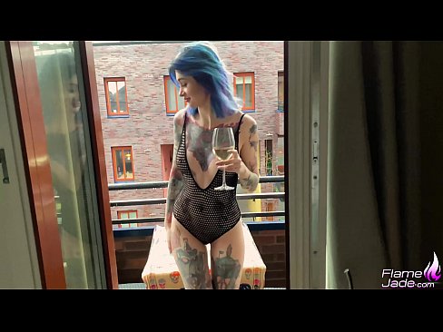 ❤️ திறந்த வானத்தின் கீழ் ஒரு குலுக்கல் மற்றும் உணர்ச்சியுடன் குடுக்கும் அற்புதமான பெண் ️  பாலியல்  எங்களிடம் ❌️❤